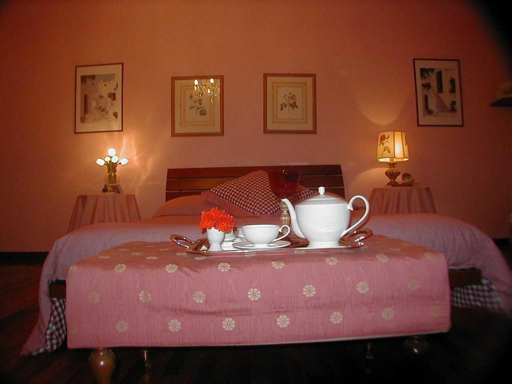 Torre Dei Frati Bed & Breakfast Fossano Chambre photo